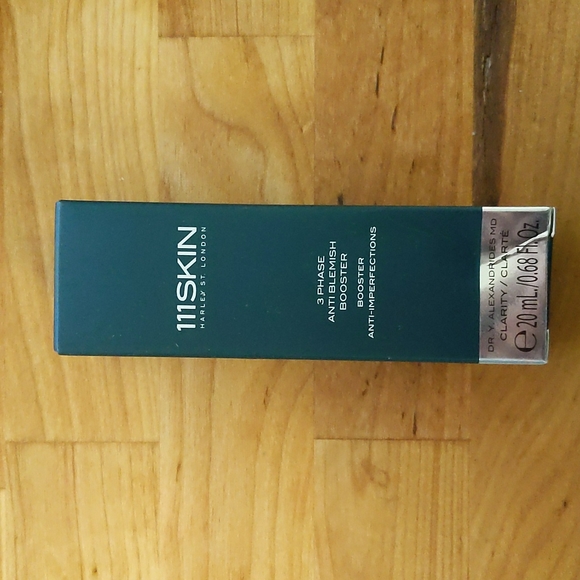 NWT 111Skin Anti Blemish Booster